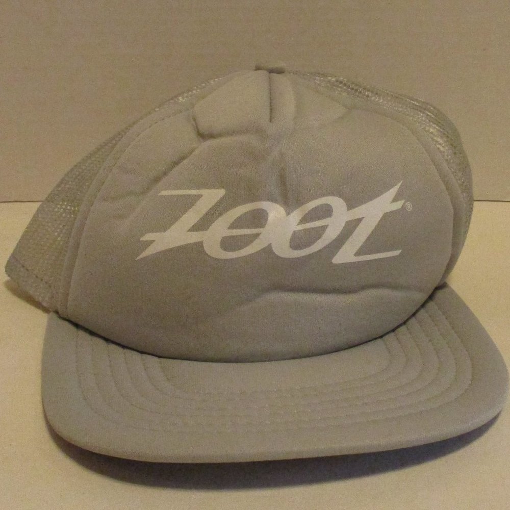 ZOOT Hat Gray White Trucker Style Outdoors Vacation Travel Snapback Hat